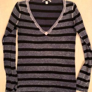 Autumn Cashmere Sweater Size Small